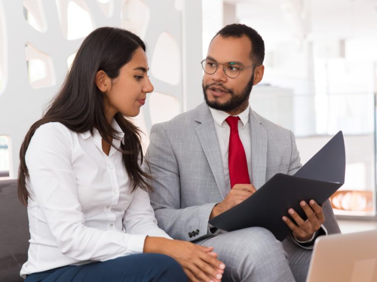 legal-expert-explaining-document-specifics-customer